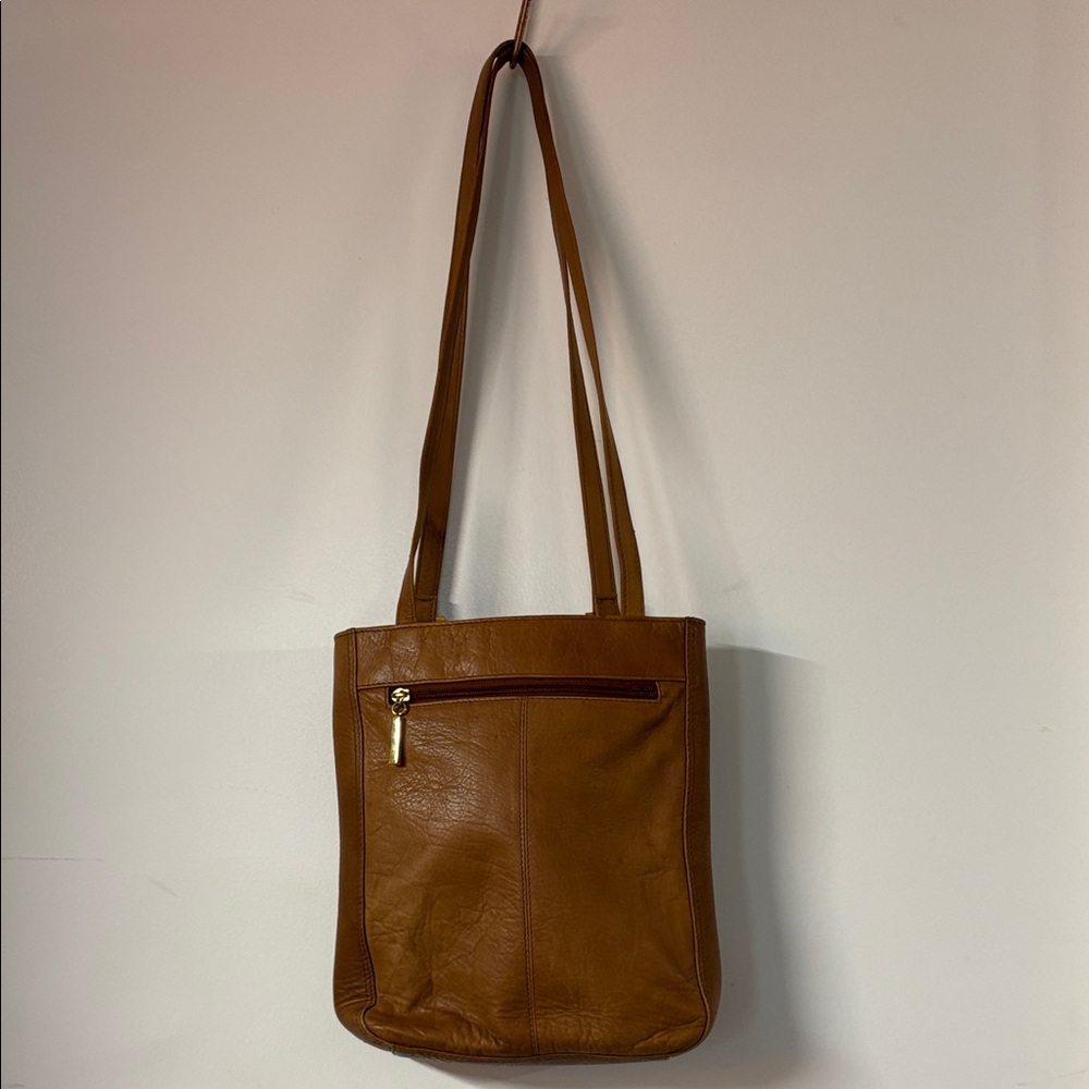 Nino BOSSI Brown Leather Shoulder Bag with Gold Hardware - Picture 14 of 15